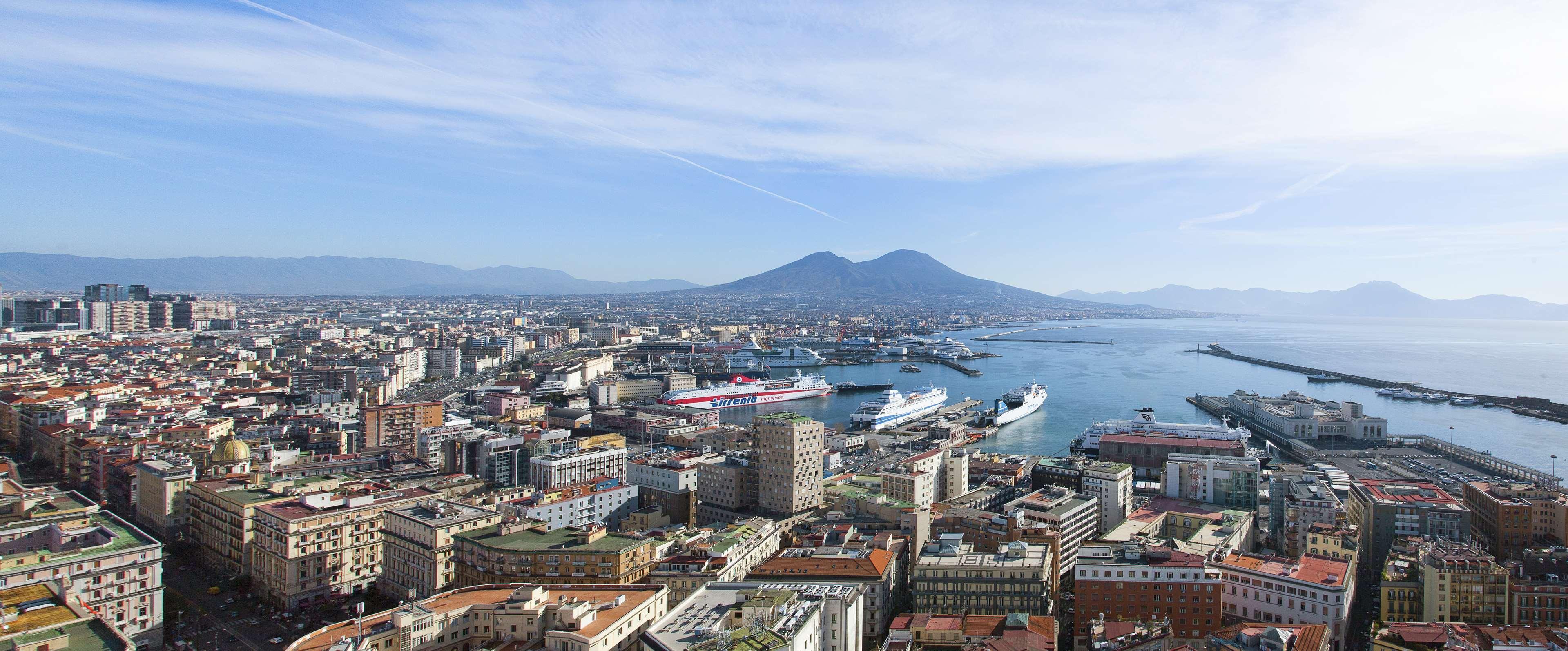Nh Napoli Panorama Hotel Exterior photo